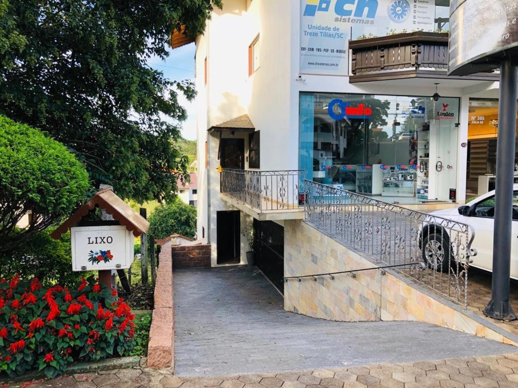 Alpen Hospedagem Treze Tílias المظهر الخارجي الصورة